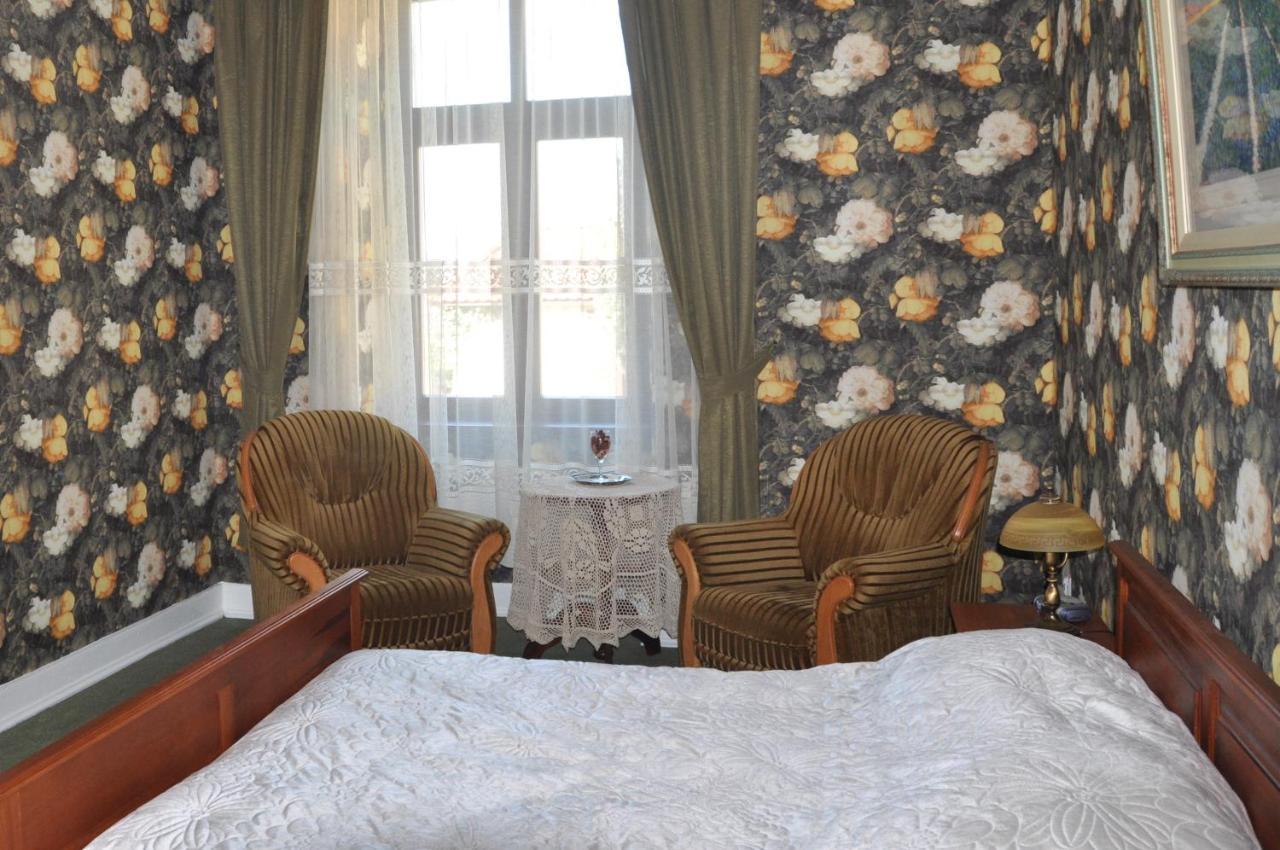 Folwark Goscino-Dwor Bed & Breakfast Phòng bức ảnh