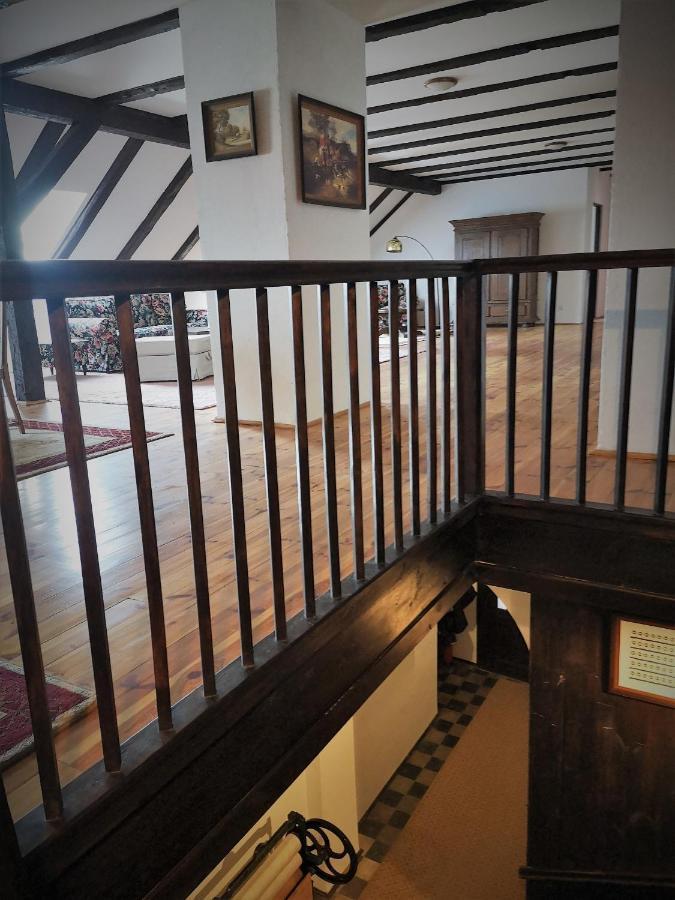 Folwark Goscino-Dwor Bed & Breakfast Ngoại thất bức ảnh